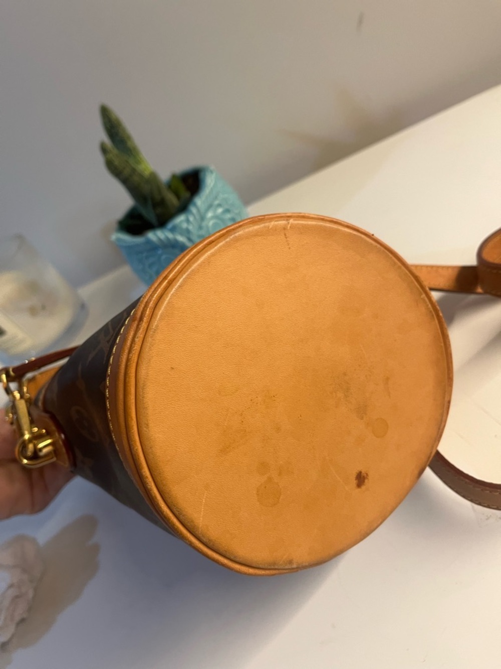 Louis Vuitton Monogram Canvas Bucket Crossbody in Brown and Natural - Picture 9 of 17
